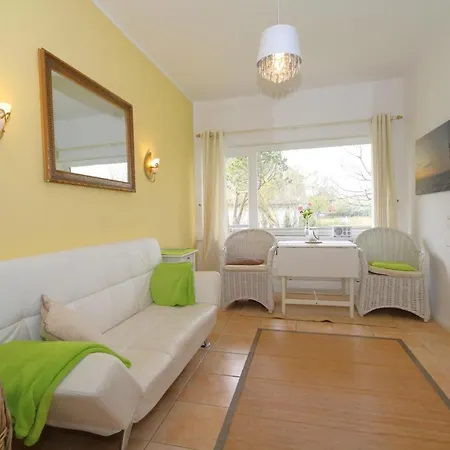 Teewelkenhüs Wiesenappartement Archsum