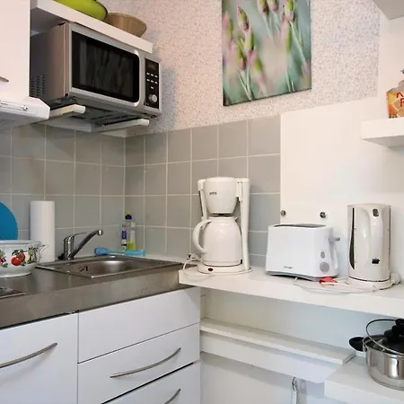 Teewelkenhues-wiesenappartement Апартаменты *